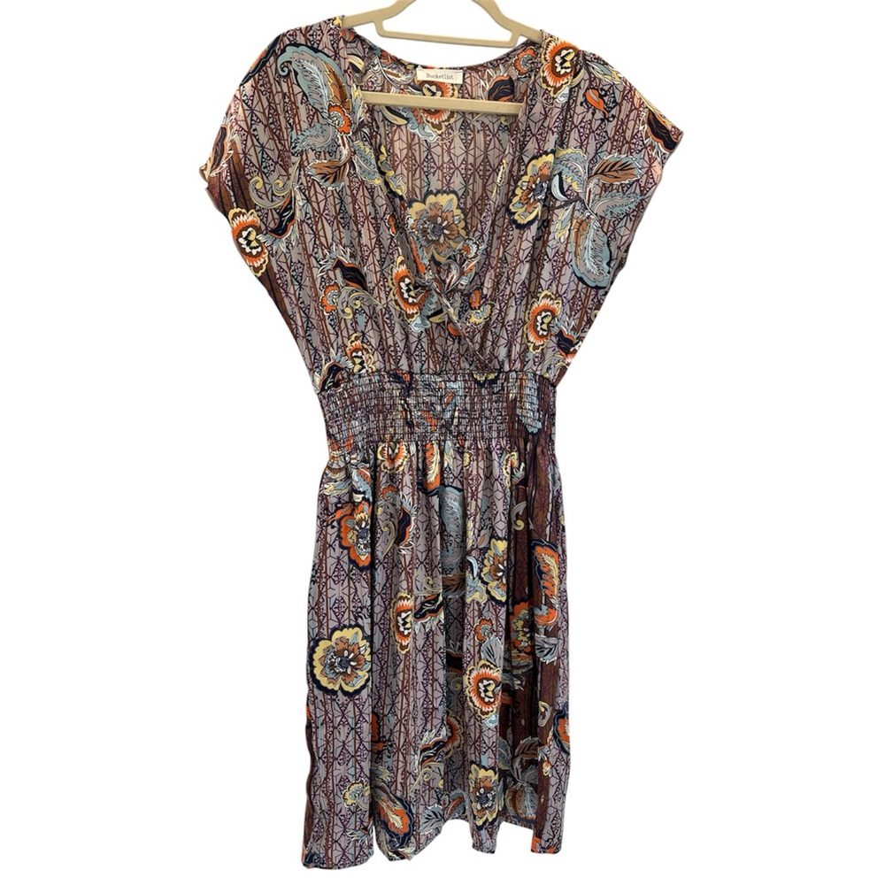 Bucketlist Bucket List Boutique Silky Neutral Floral Wrap Style Dress M NWOT